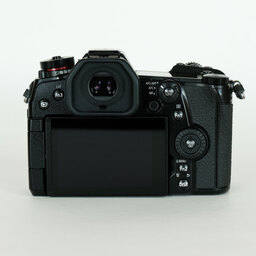 Panasonic LUMIX DC-G9 PRO