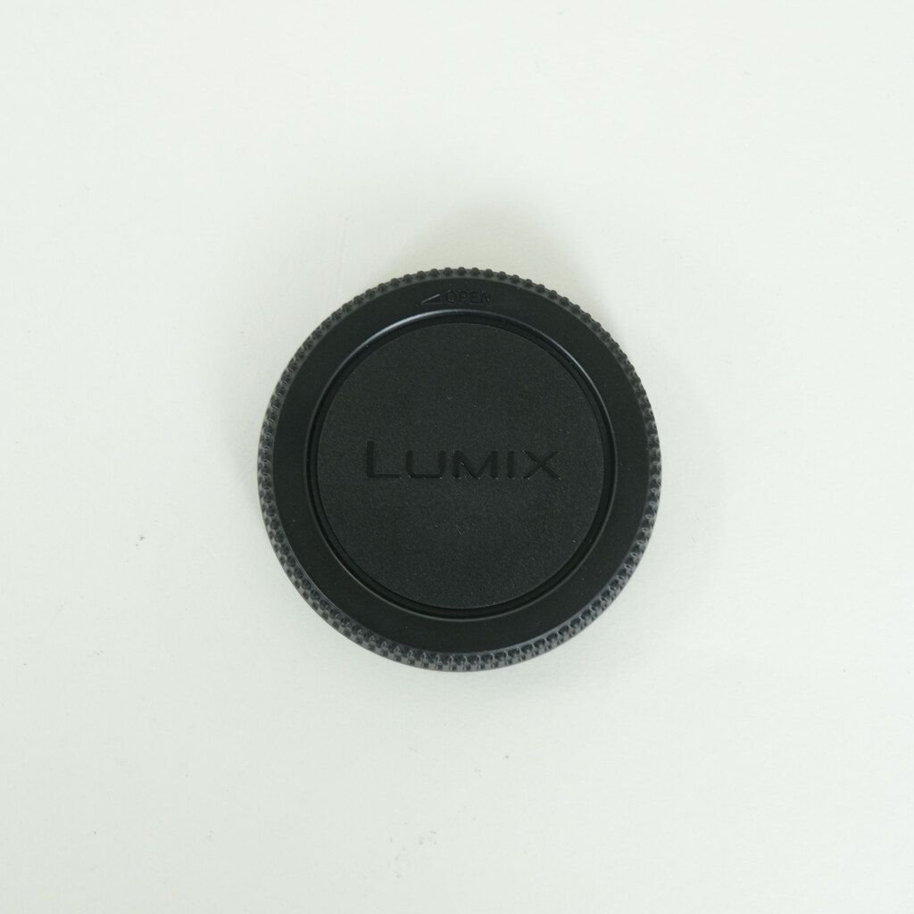 Panasonic LEICA DG SUMMILUX 12mm / F1.4 ASPH.