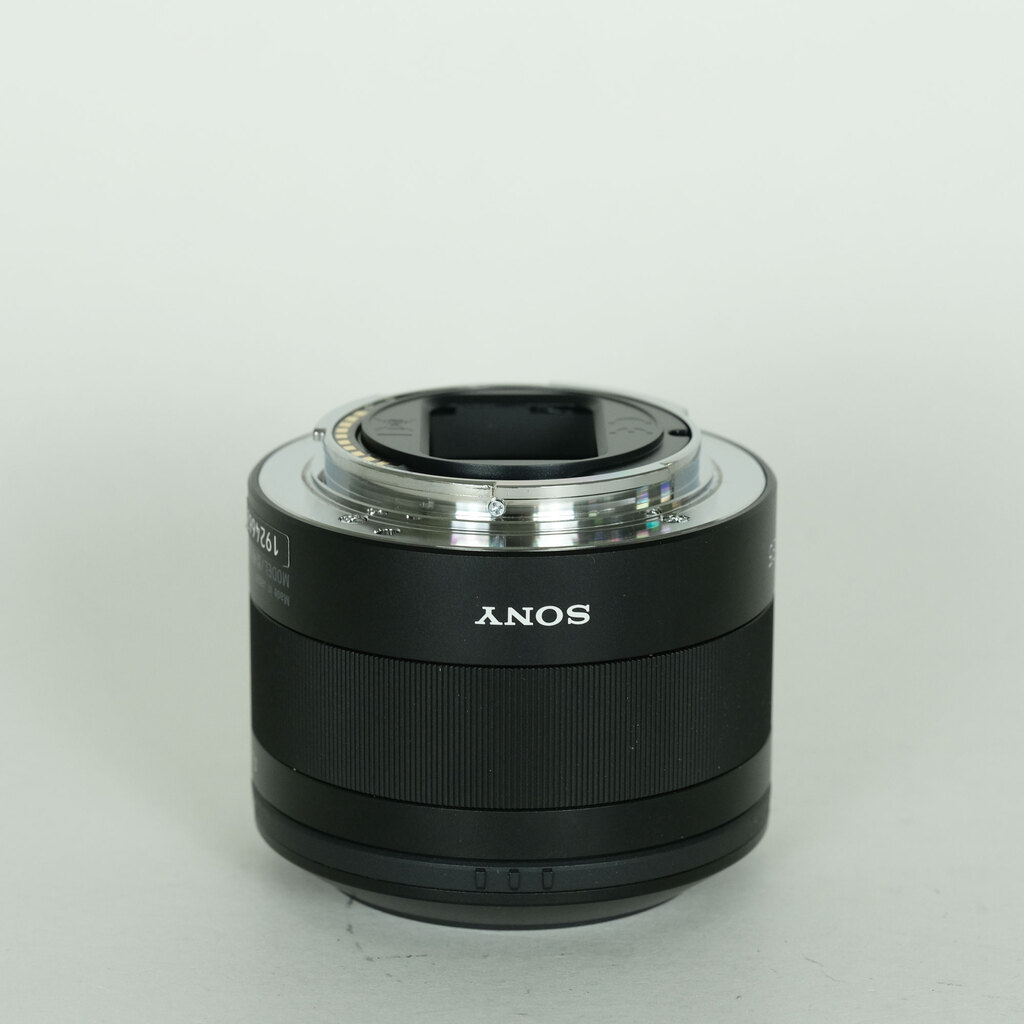 SONY Sonnar T* FE 35mm F2.8 ZA SEL35F28Z SONY Sonnar T* FE 35mm F2.8 ZA SEL35F28Z