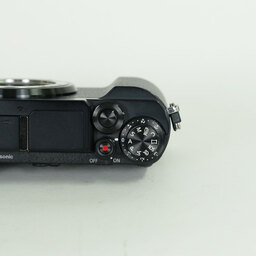 Panasonic LUMIX DC-GX7MK3 ブラック