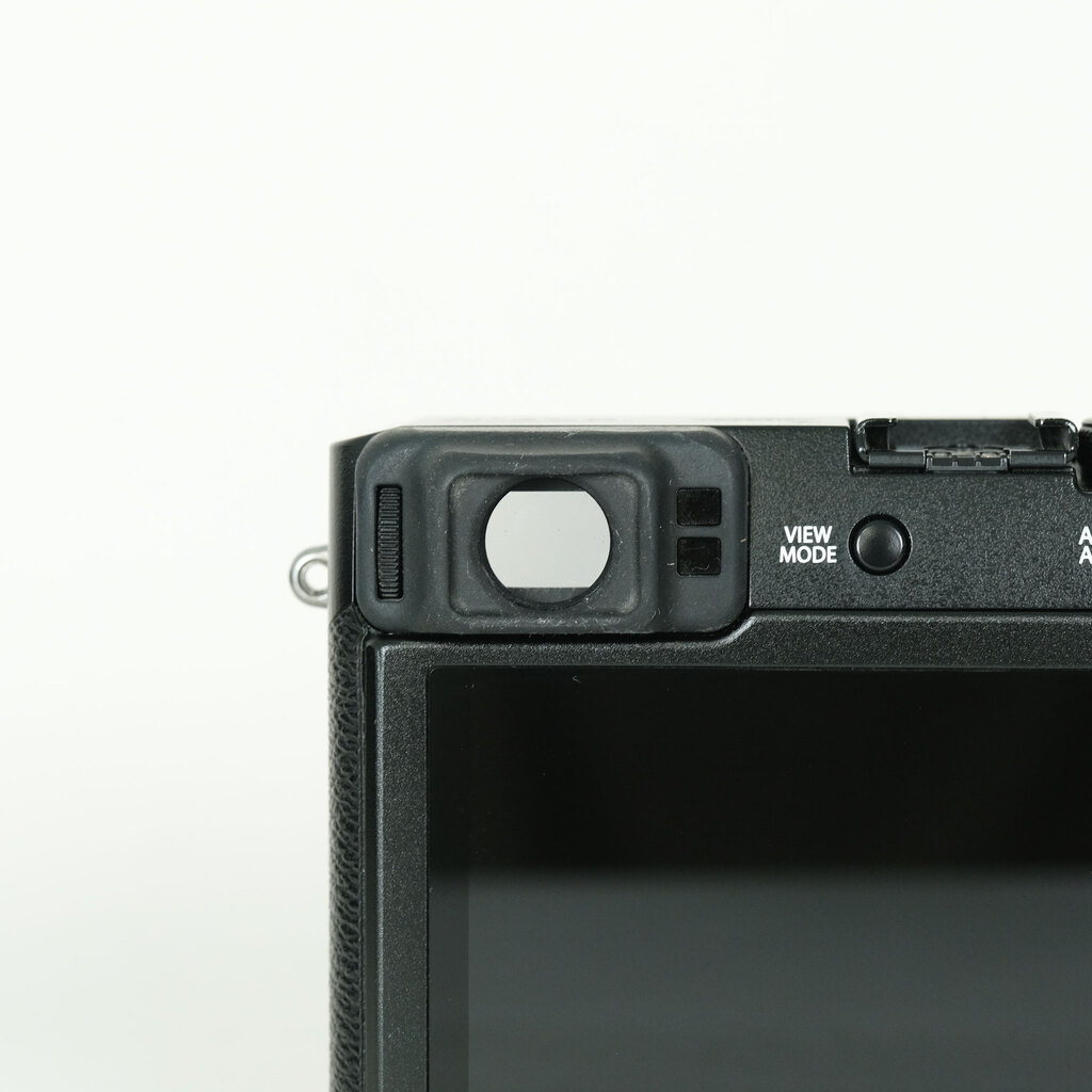 FUJIFILM X100F ブラックの出品 | ONE SCENE（ワンシーン）