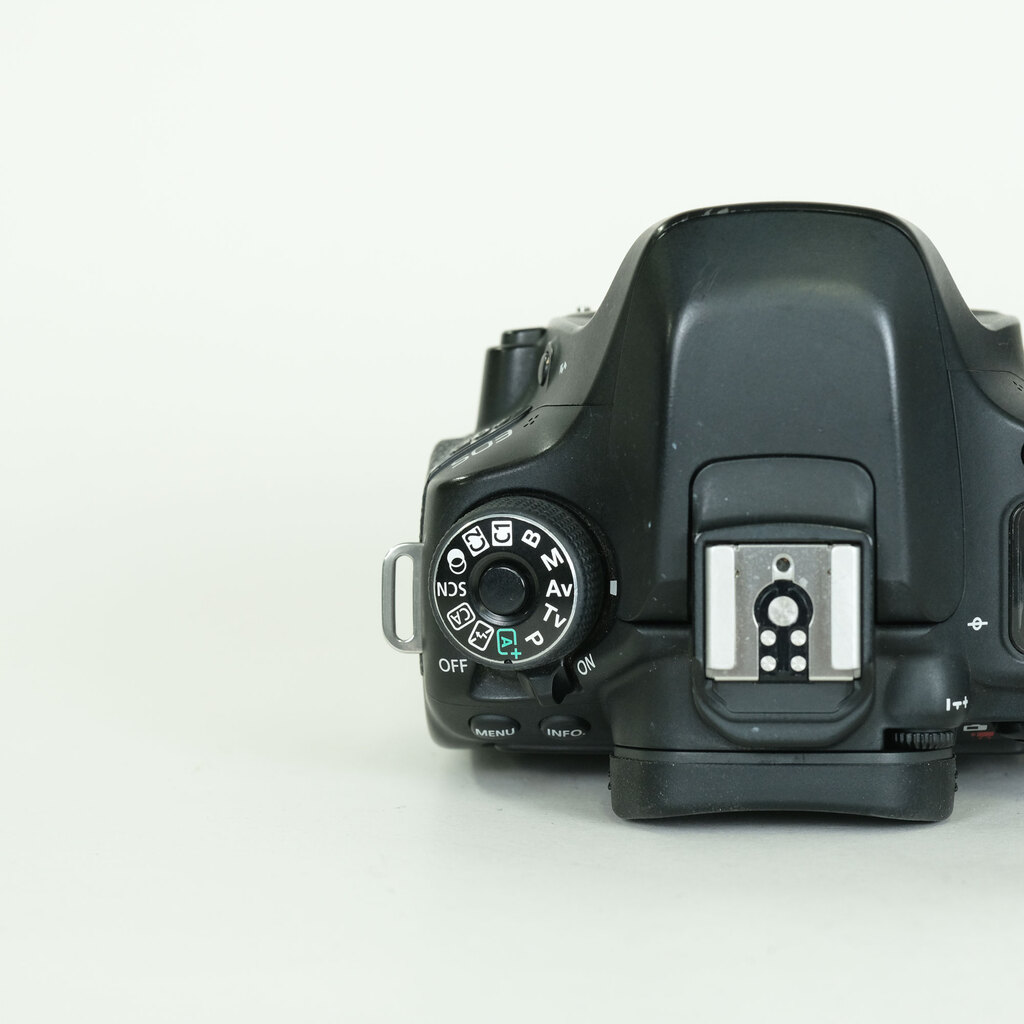 Canon EOS 80D Canon EOS 80D