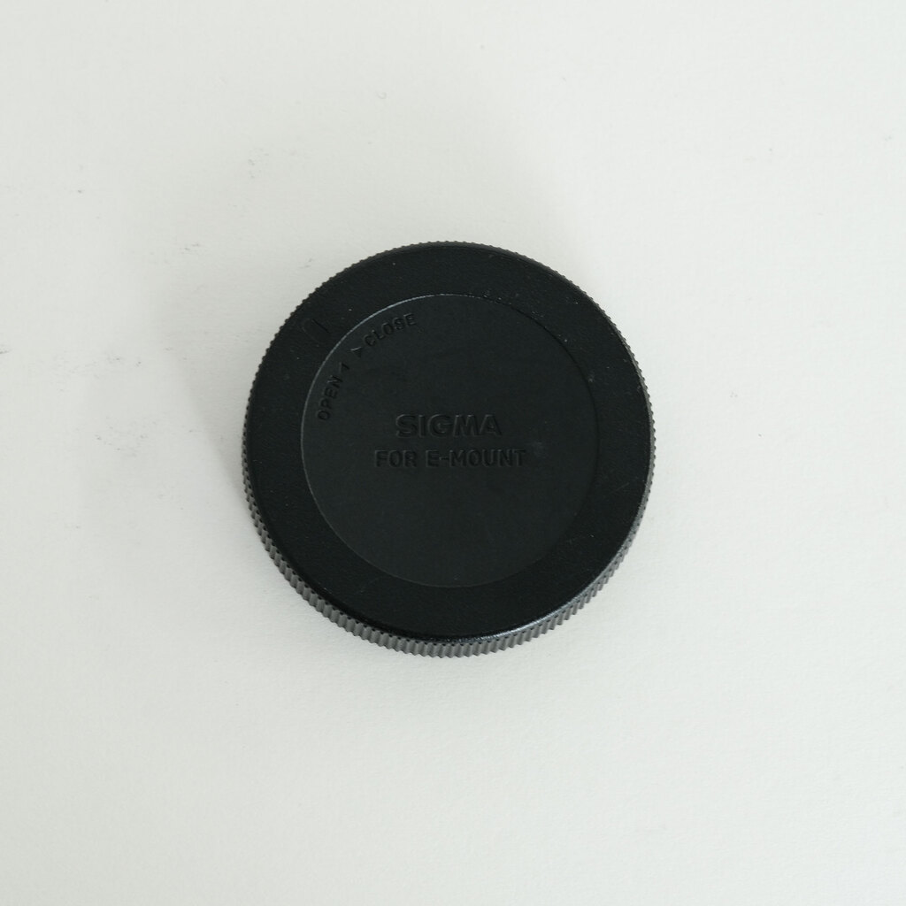 SIGMA Art 135mm F1.8 DG HSM  (ソニーE用)