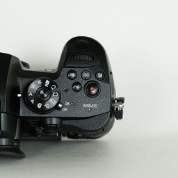 Panasonic LUMIX DC-GH5