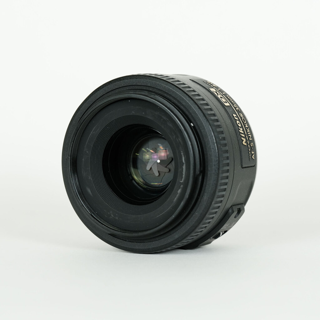 Nikon AF-S DX NIKKOR 35mm f/1.8G