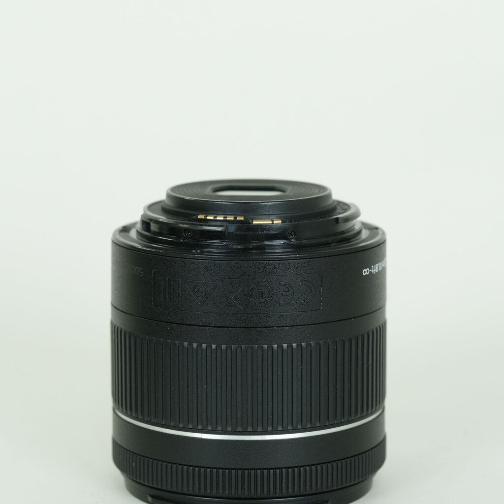 Canon EF-S18-55mm F4-5.6 IS STM