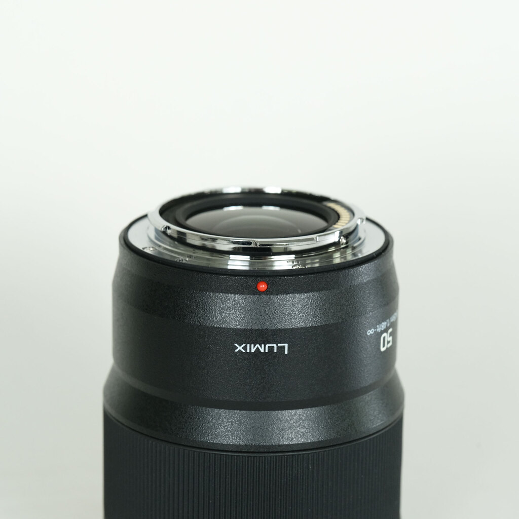 Panasonic LUMIX S 50mm F1.8 Panasonic LUMIX S 50mm F1.8