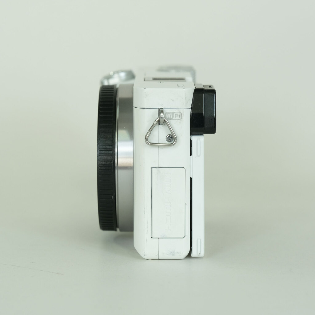 SONY α6000（ILCE-6000）