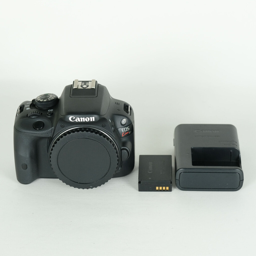 Canon EOS Kiss X7