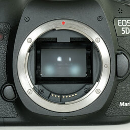 Canon EOS 5D Mark III Canon EOS 5D Mark III