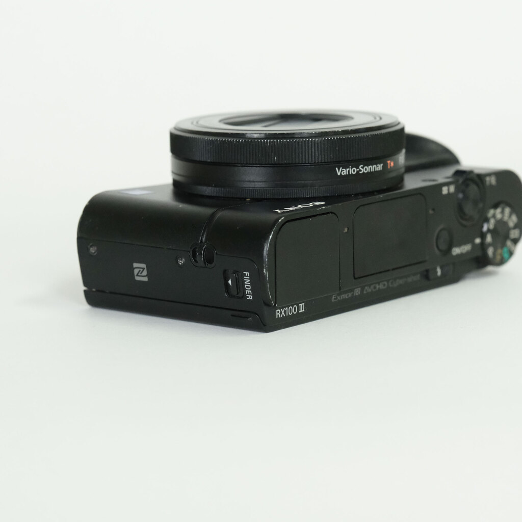 SONY Cyber-shot DSC-RX100M3