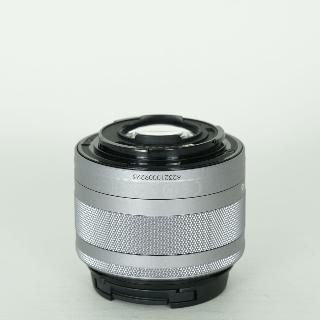 Canon EF-M15-45mm F3.5-6.3 IS STM Canon EF-M15-45mm F3.5-6.3 IS STM