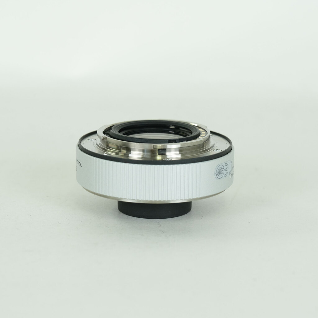 FUJIFILM XF200mmF2 R LM WR