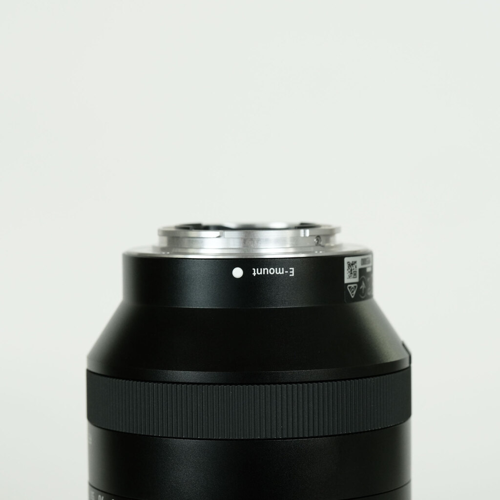 SONY FE 24-240mm F3.5-6.3 OSS SEL24240