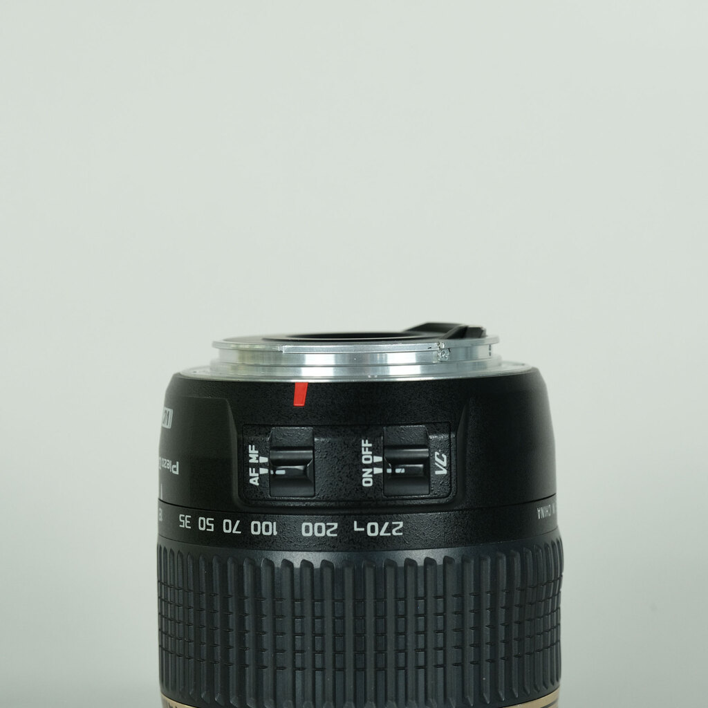 TAMRON 18-270mm F3.5-6.3 DiII VC PZD TS B008TSE（キヤノンEF用）の
