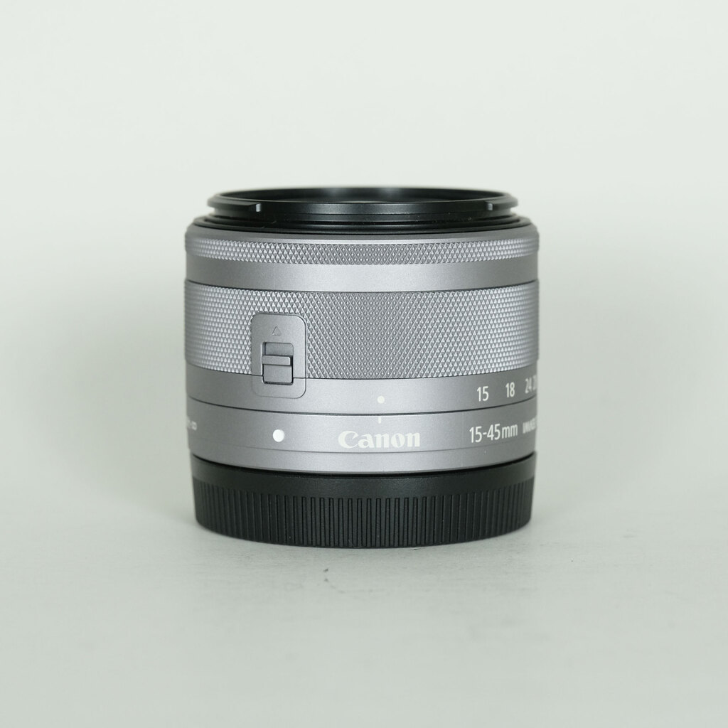 Canon EF-M15-45mm F3.5-6.3 IS STM