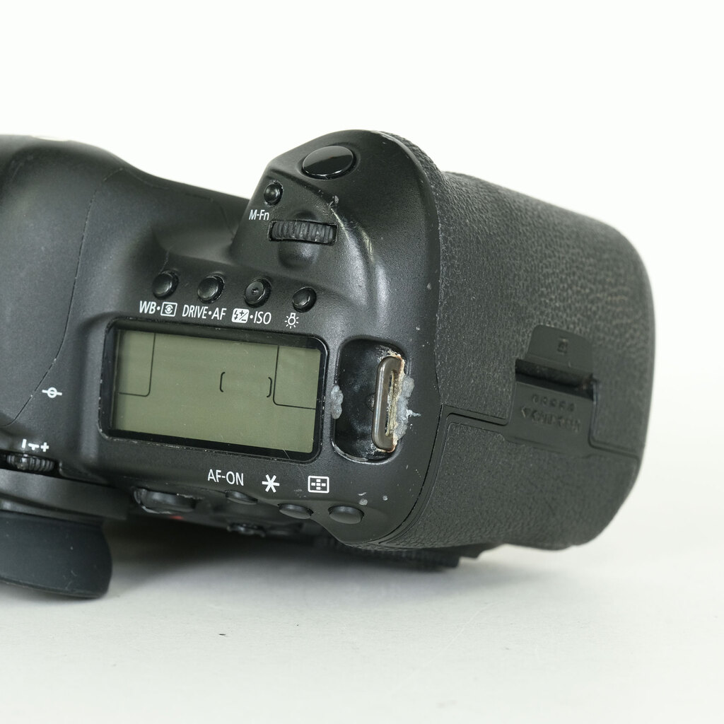 Canon EOS 5D Mark IV