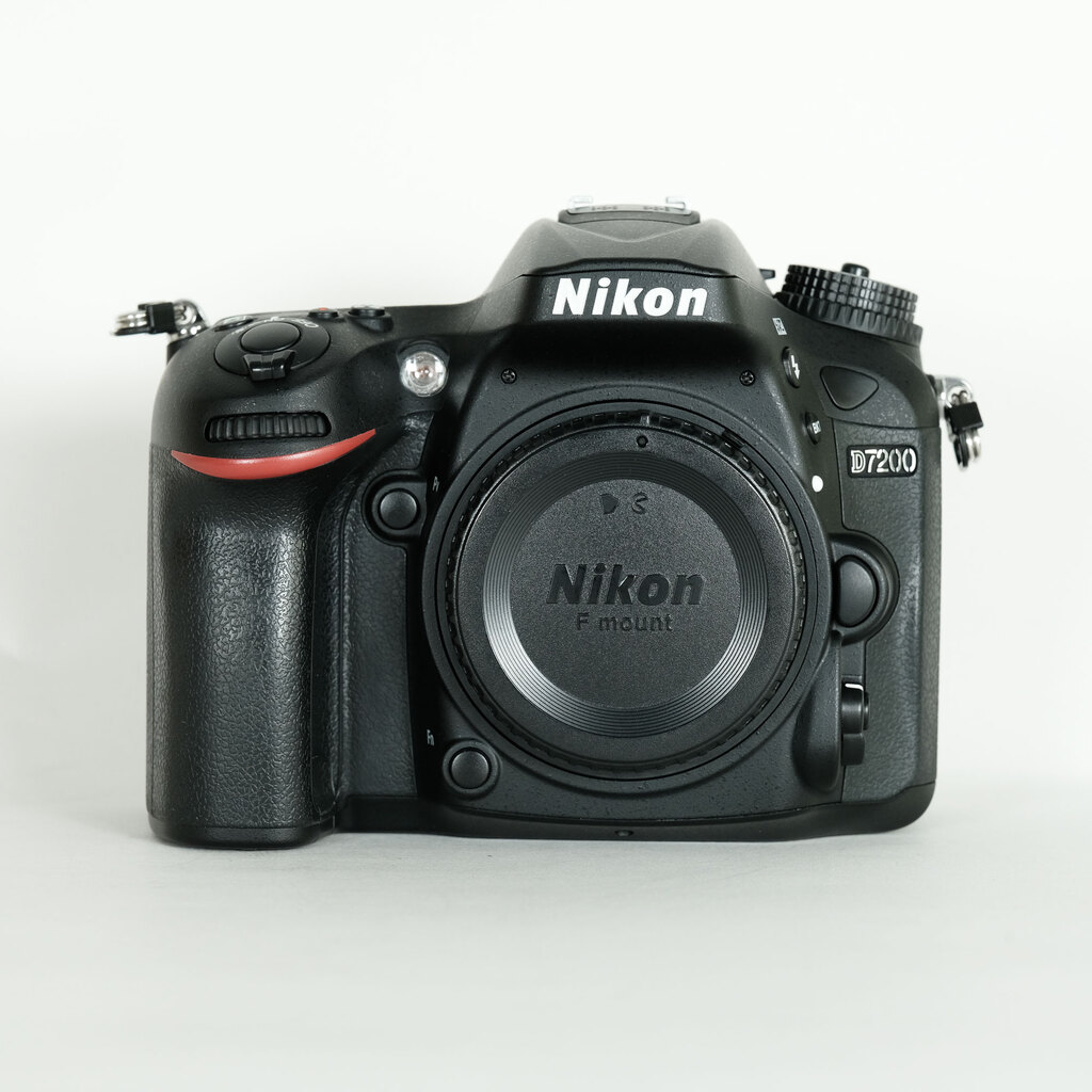 Nikon D7200