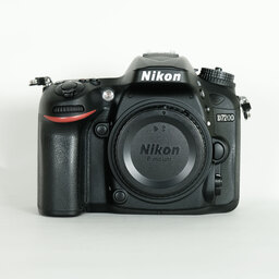 Nikon D7200
