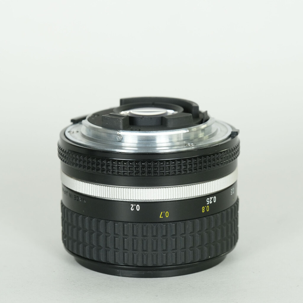 Nikon Ai Nikkor 28mm F2.8S