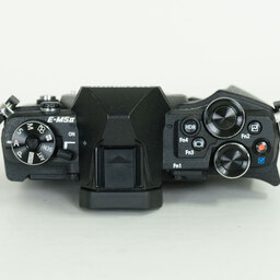 OLYMPUS OM-D E-M5 Mark II