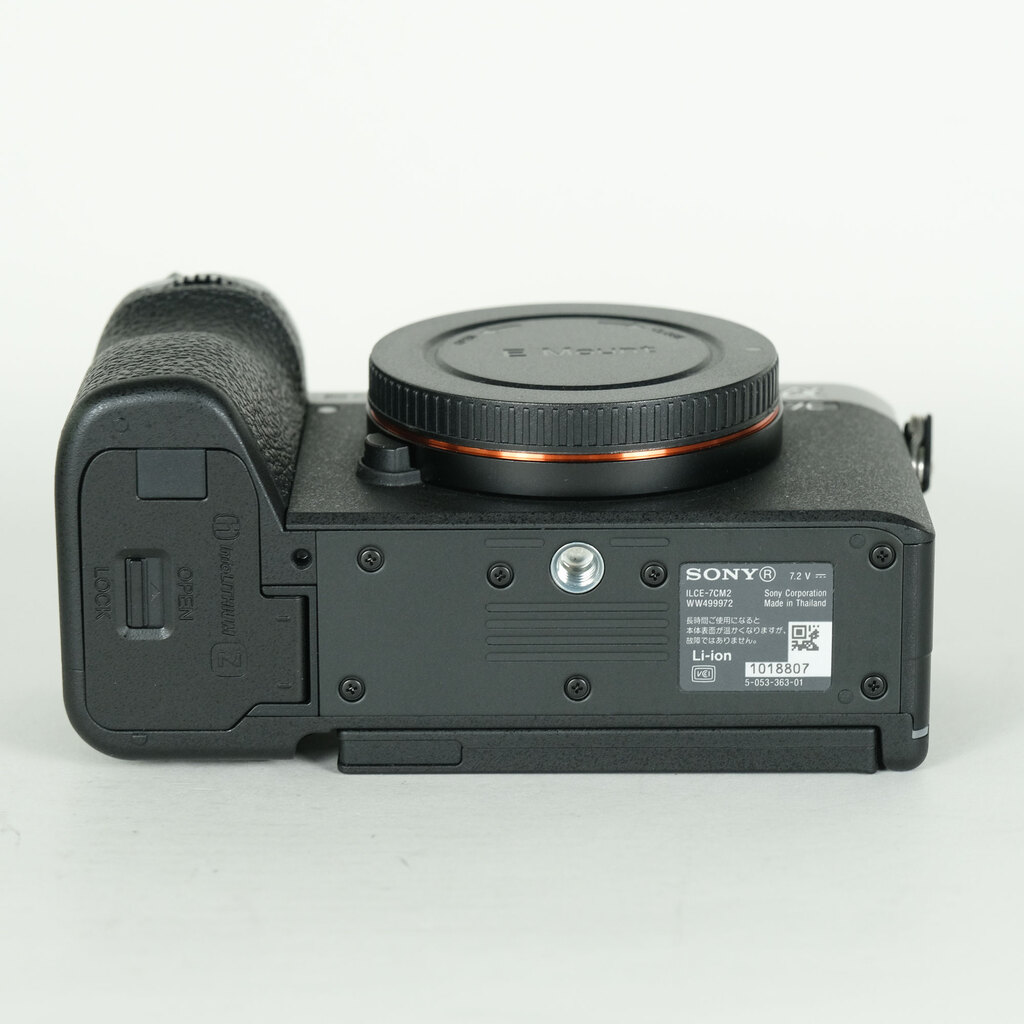 SONY α7C II（ILCE-7CM2）の出品 | ONE SCENE（ワンシーン）