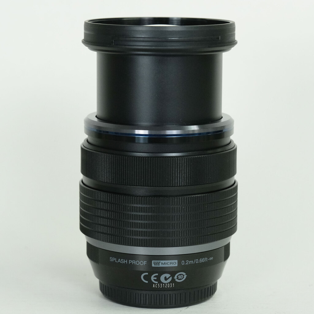 OLYMPUS M.ZUIKO DIGITAL ED 12-40mm F2.8 PRO OLYMPUS M.ZUIKO DIGITAL ED 12-40mm F2.8 PRO