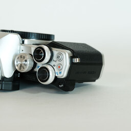 OLYMPUS OM-D E-M10 Mark II OLYMPUS OM-D E-M10 Mark II