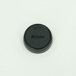 Nikon AF-S VR Zoom-Nikkor 70-300mm F4.5-5.6G IF-ED Nikon AF-S VR Zoom-Nikkor 70-300mm F4.5-5.6G IF-ED