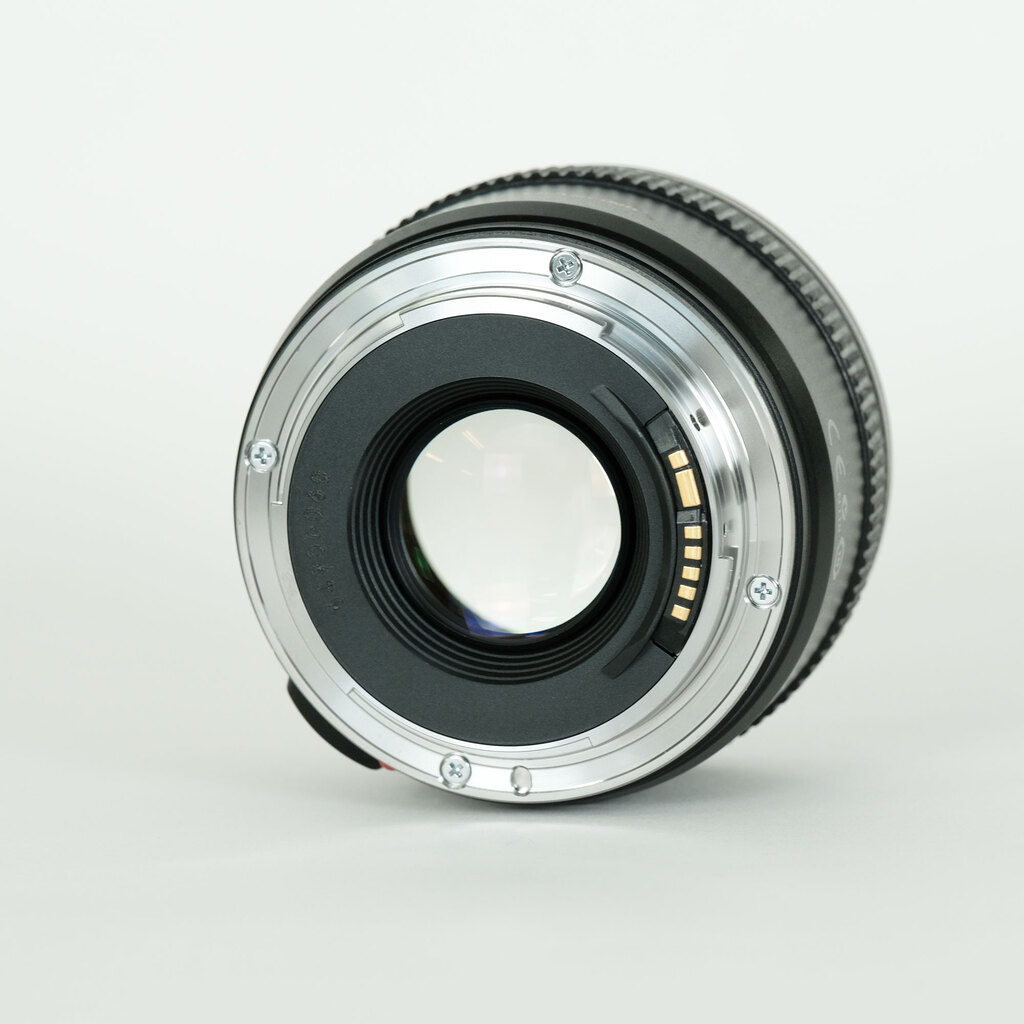 Canon EF28mm F1.8 USM