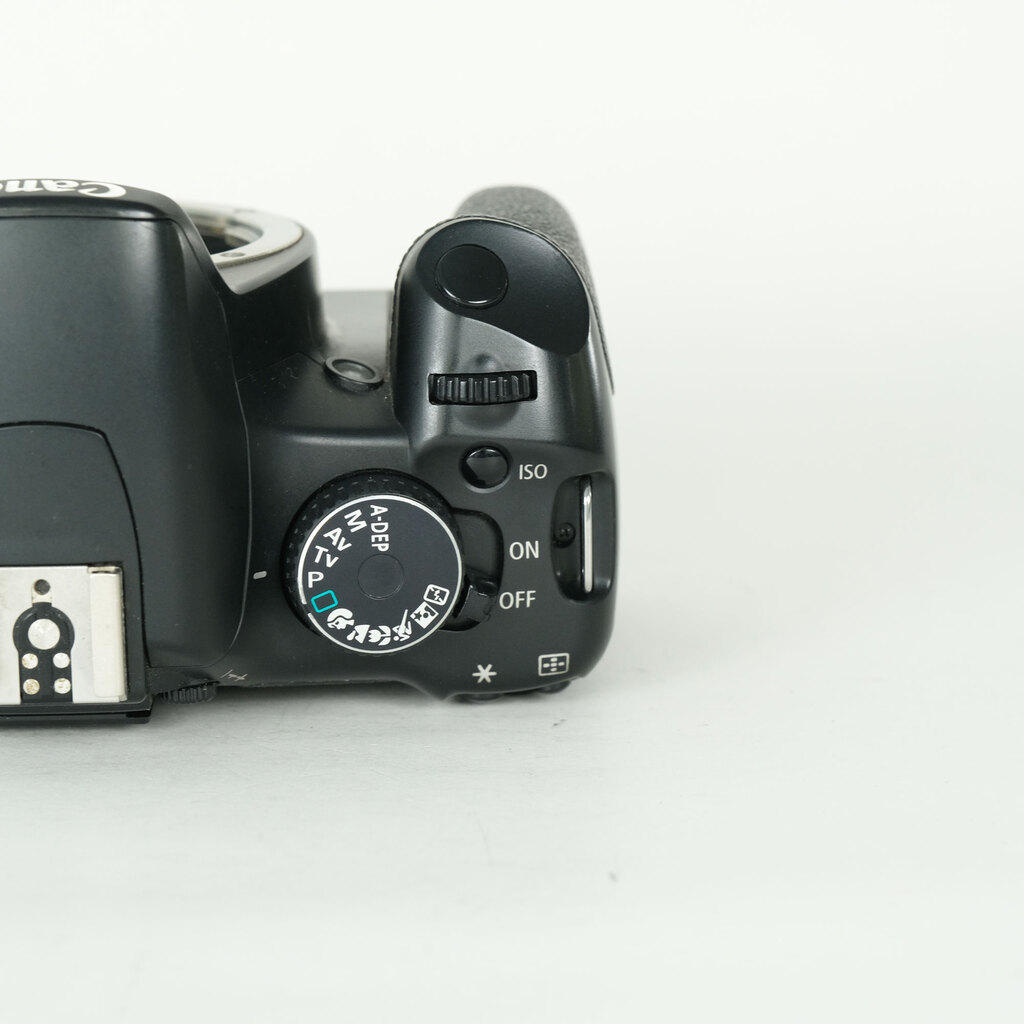 Canon EOS Kiss X2 ボディの出品 | ONE SCENE（ワンシーン）