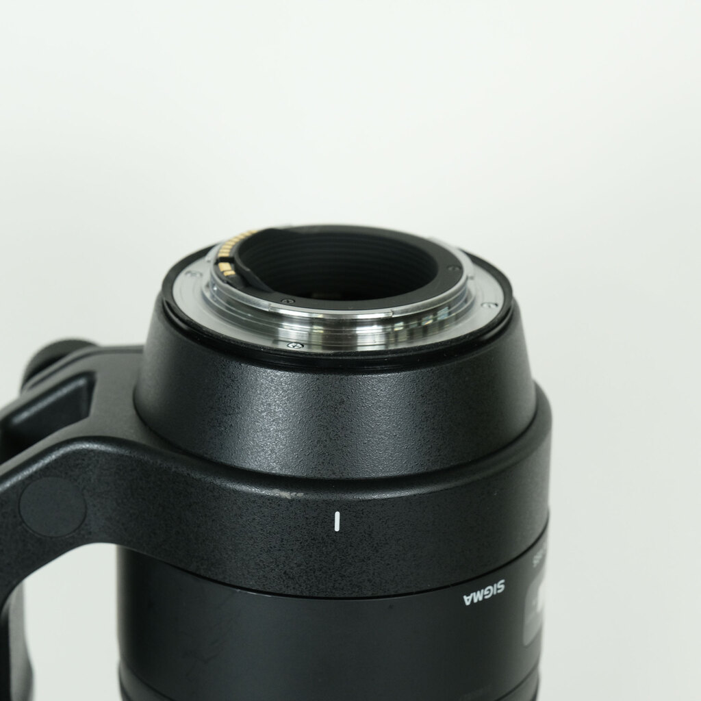 SIGMA Contemporary 150-600mm F5-6.3 DG 1.4xテレコンバーターキット