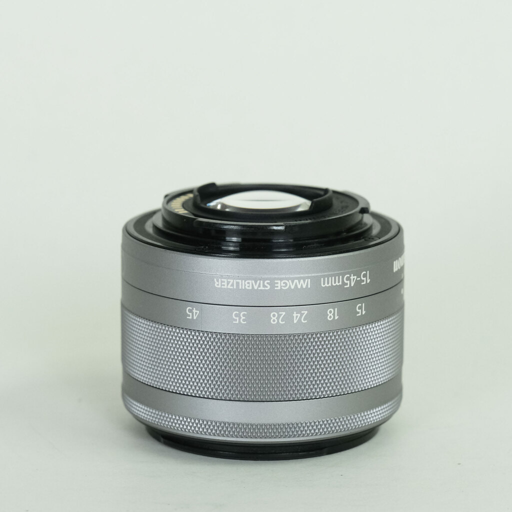 Canon EF-M15-45mm F3.5-6.3 IS STM
