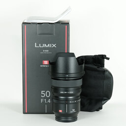 Panasonic LUMIX S PRO 50mm F1.4
