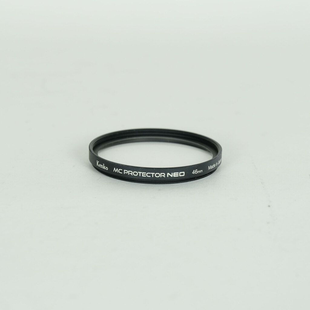 OLYMPUS M.ZUIKO DIGITAL 25mm F1.8 OLYMPUS M.ZUIKO DIGITAL 25mm F1.8