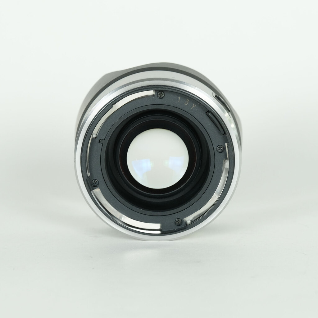 SONY E 16mm F2.8 SEL16F28