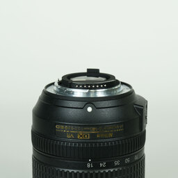 Nikon AF-S DX NIKKOR 18-140mm F3.5-5.6G ED VR Nikon AF-S DX NIKKOR 18-140mm F3.5-5.6G ED VR