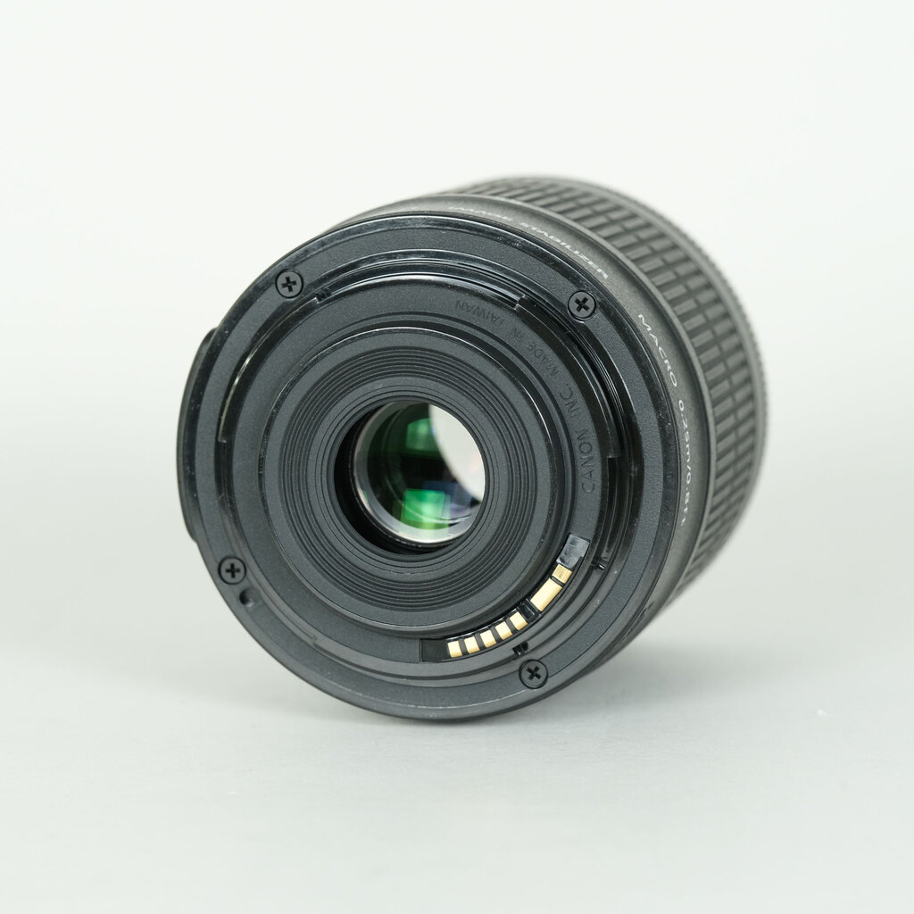 Canon EF-S18-55mm F3.5-5.6 IS STM