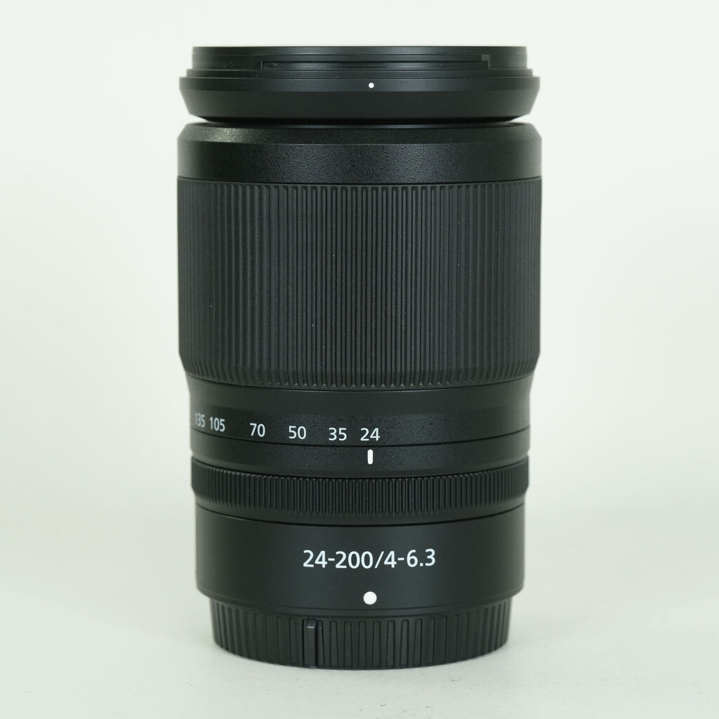 Nikon NIKKOR Z 24-200mm f/4-6.3 VR Nikon NIKKOR Z 24-200mm f/4-6.3 VR