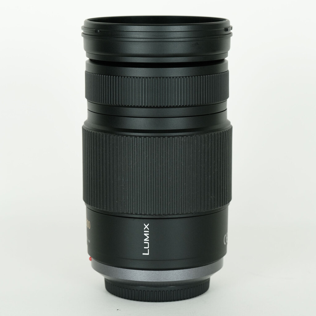 Panasonic LUMIX G VARIO 100-300mm / F4.0-5.6 / POWER O.I.S.