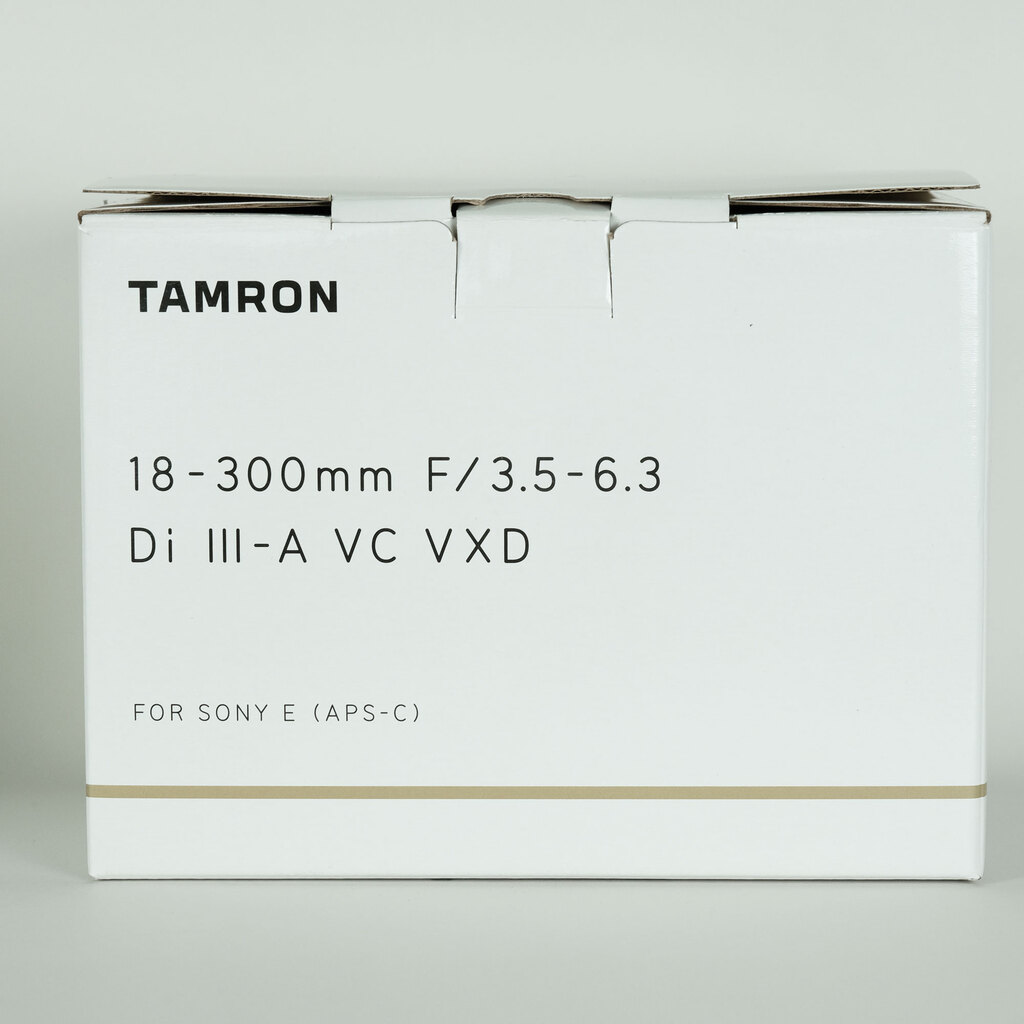 TAMRON 18-300mm F/3.5-6.3 Di III-A VC VXD (Model B061) [ソニーE用]