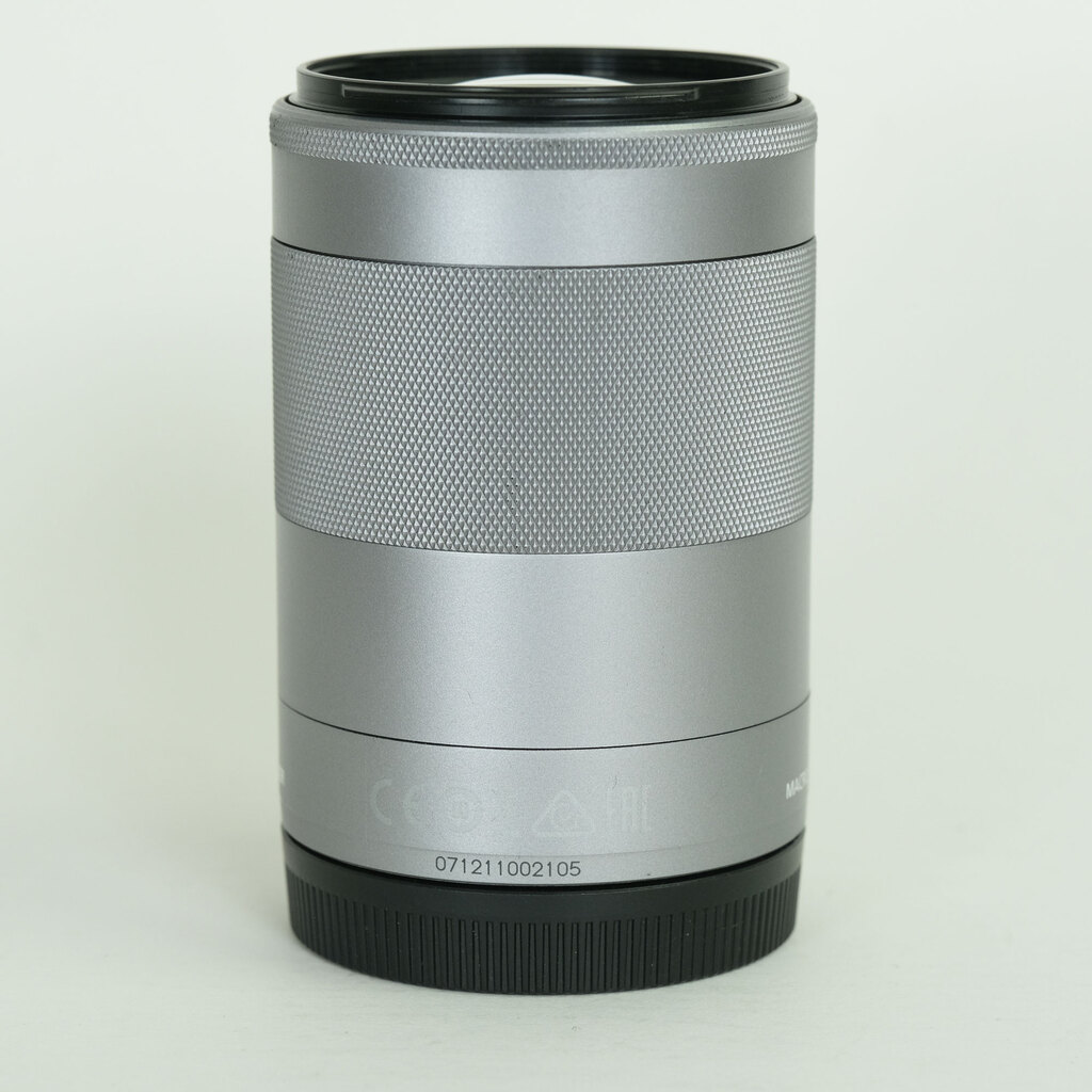 Canon EF-M55-200mm F4.5-6.3 IS STM シルバー