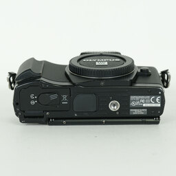 OLYMPUS OM-D E-M5 ボディ ブラック