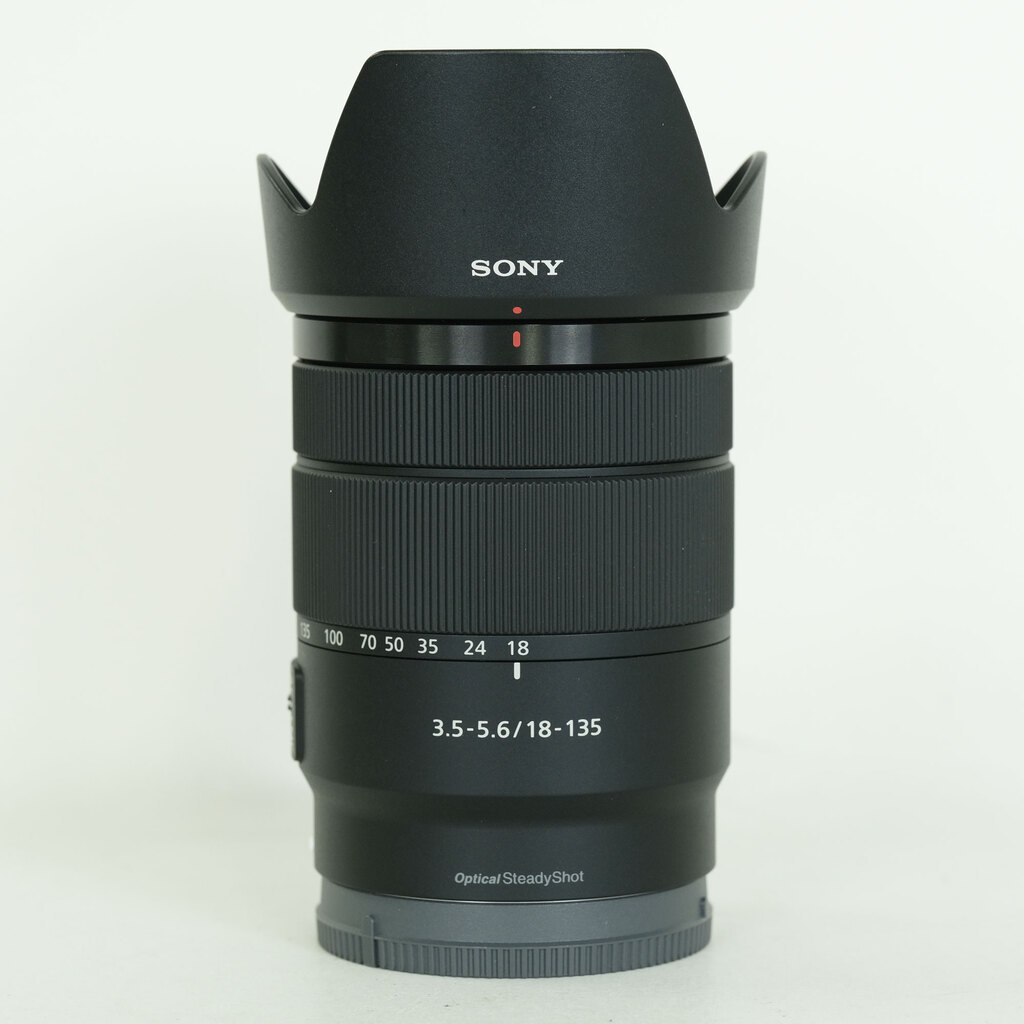 SONY E 18-135mm F3.5-5.6 OSS SEL18135