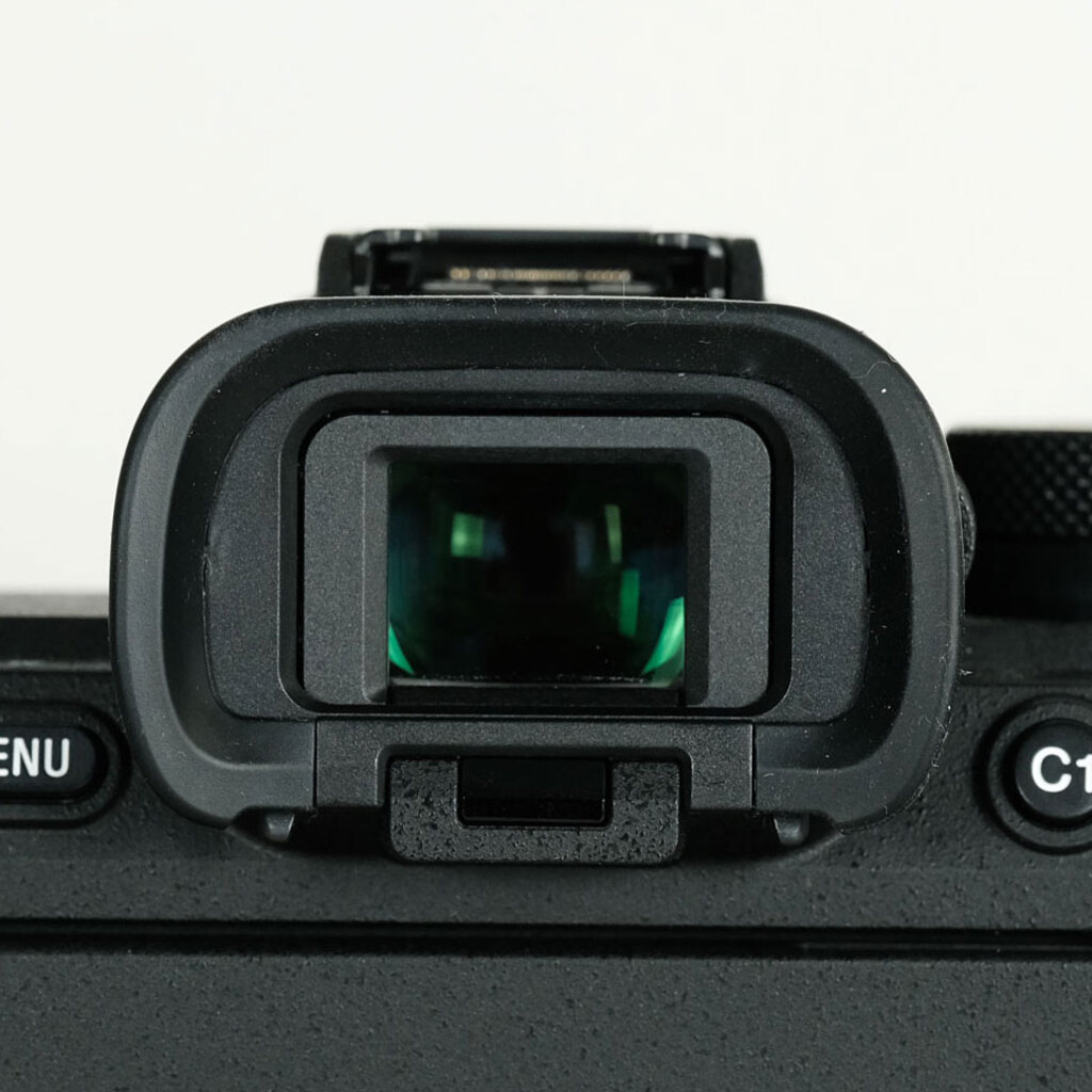 SONY α7 IV(ILCE-7M4) SONY α7 IV(ILCE-7M4)