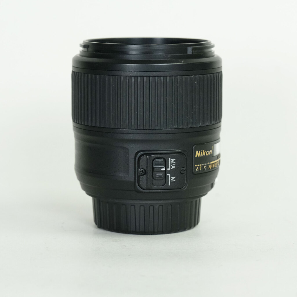 Nikon AF-S NIKKOR 35mm f/1.8G ED