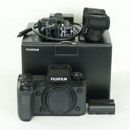 FUJIFILM X-H2 FUJIFILM X-H2