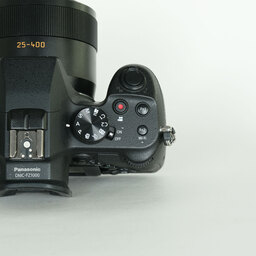 Panasonic LUMIX DMC-FZ1000