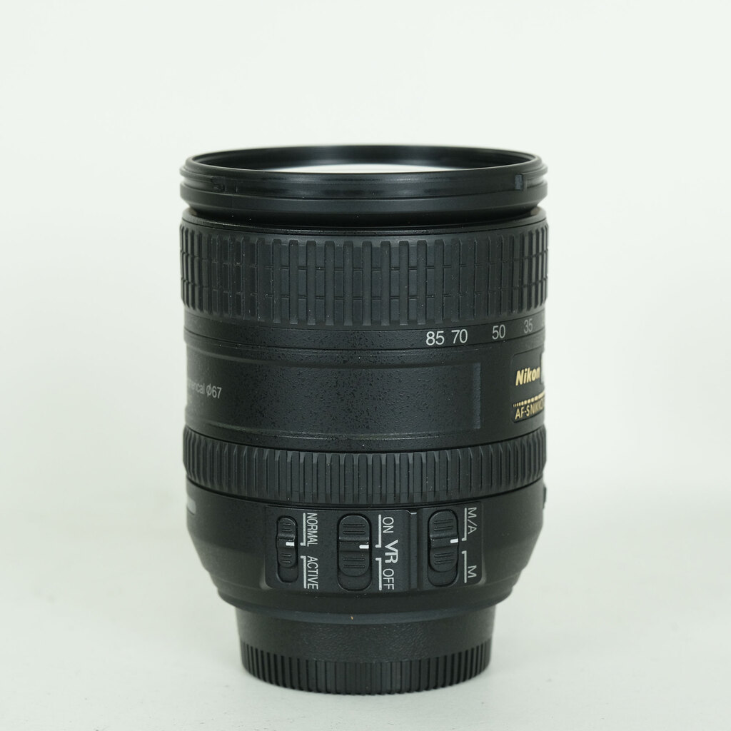 Nikon AF-S DX NIKKOR 16-85mm F3.5-5.6G ED VR Nikon AF-S DX NIKKOR 16-85mm F3.5-5.6G ED VR