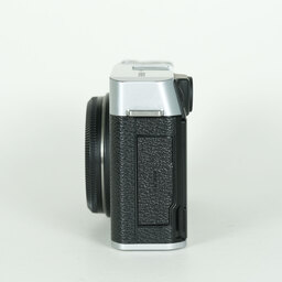 FUJIFILM X-E4